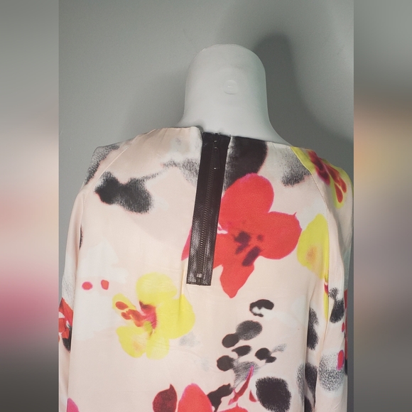 TOPSHOP -size 12 - women blouse - short sleeves cropped - Picture 3 of 10